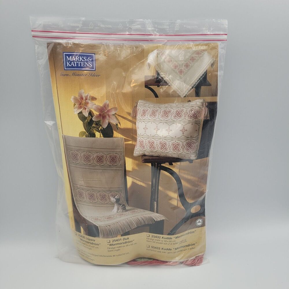 VTG Marks & Kattens Crosstitch Runner Kit # 25430 Grandma's Dream Sweden 33x97cm